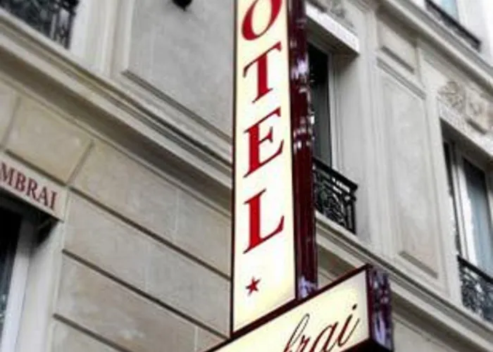 Hotell Cambrai Paris